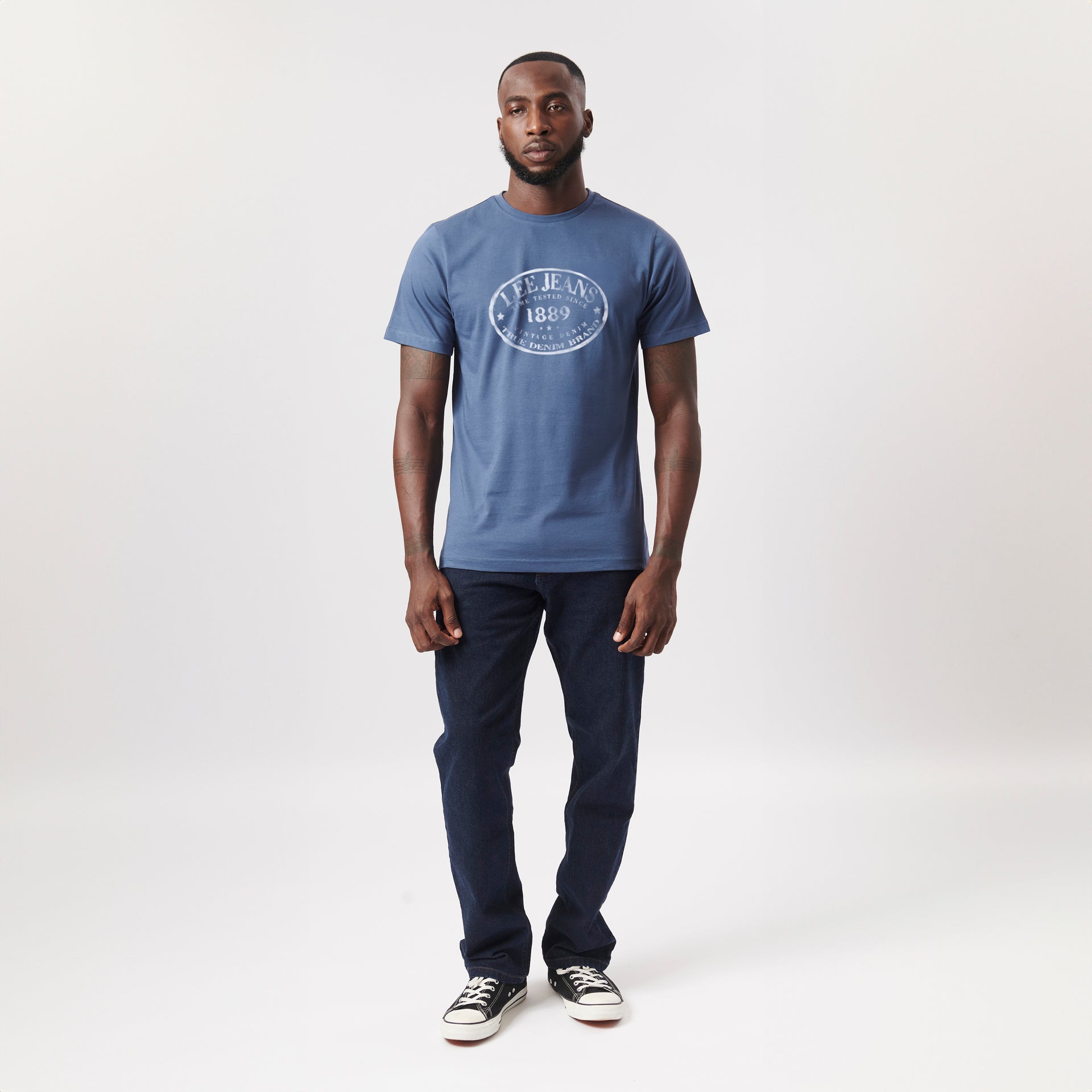 1899 T-SHIRT IN GRISAILLE