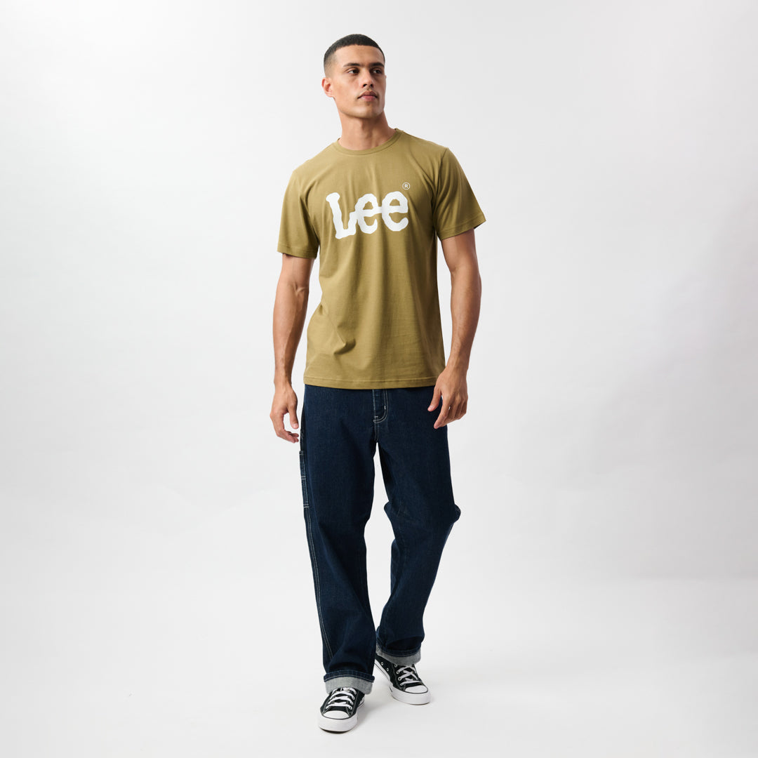LEE LARGE LOGO T-SHIRT IN CEDAR