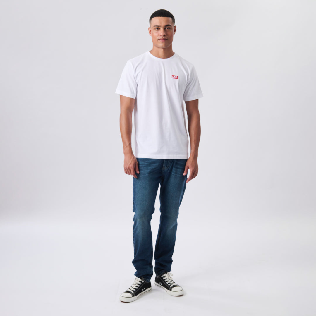 EMB CORE BOX T-SHIRT IN WHITE