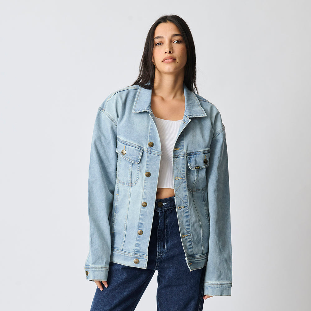 RIDER DENIM JACKET IN LIGHT BLUE WASH