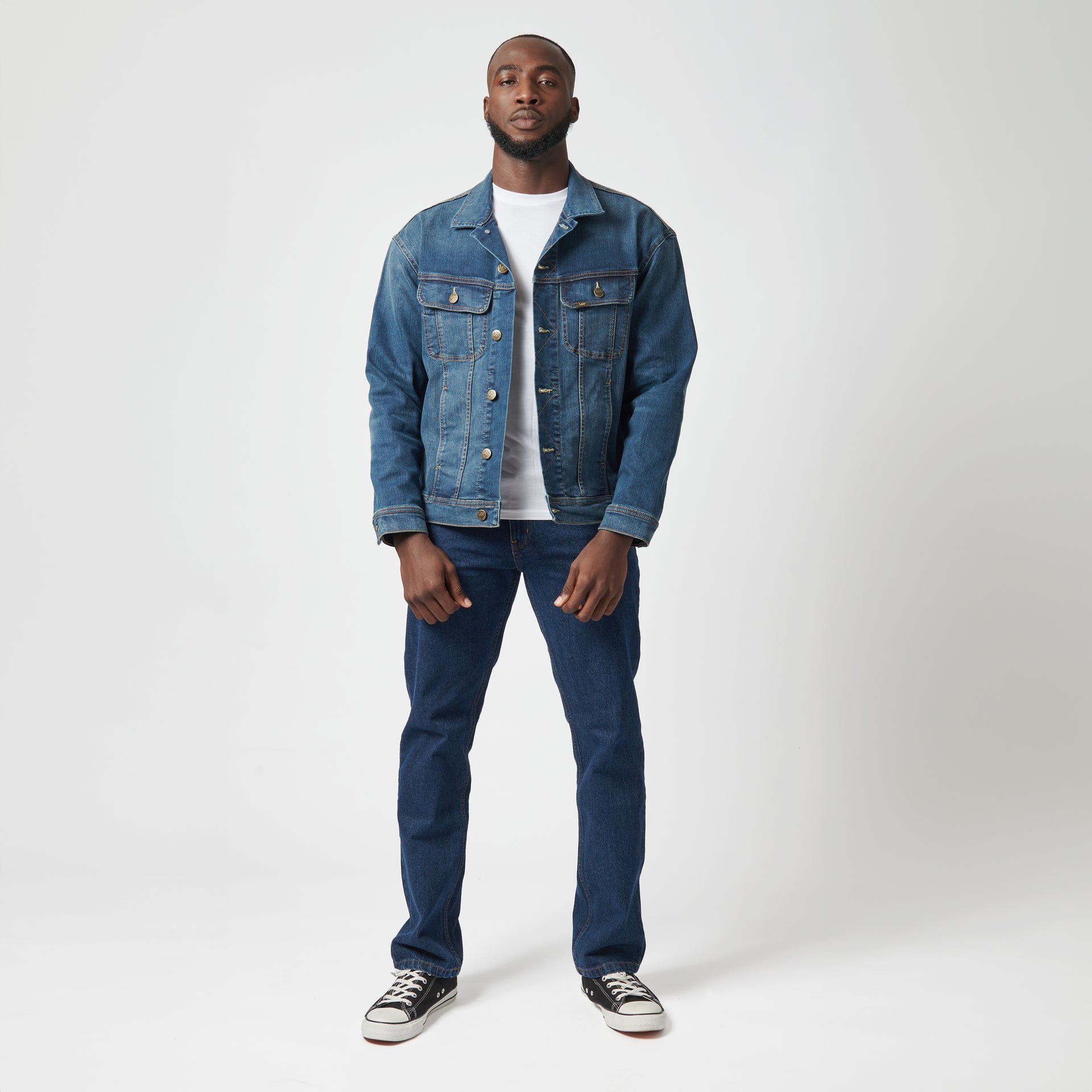 RIDER DENIM JACKET IN MID SHADE